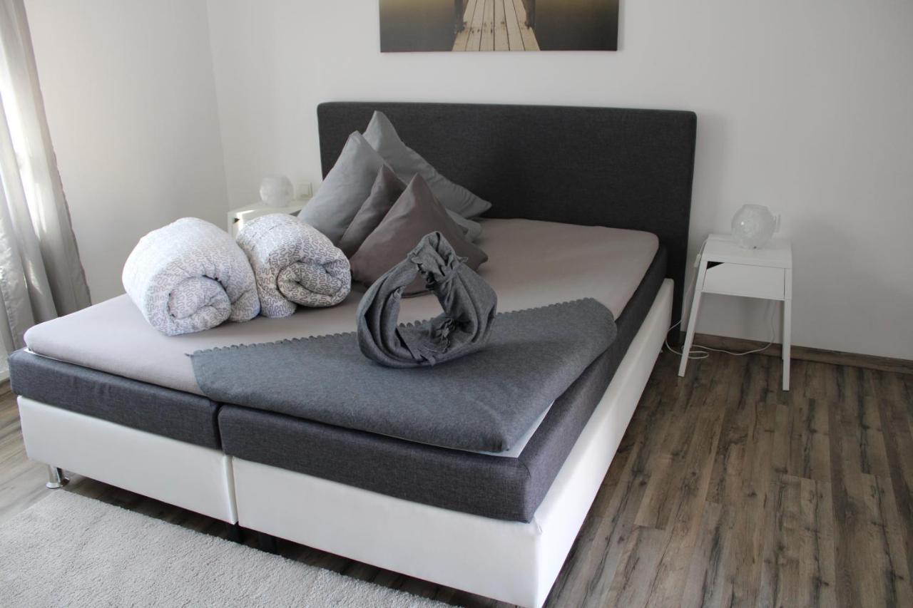 Ferienwohnung Misita Rust Bagian luar foto